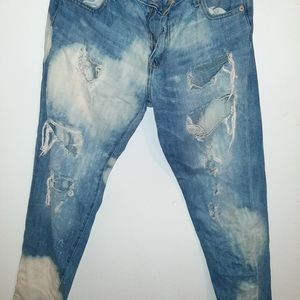 CUSTOM DENIMS